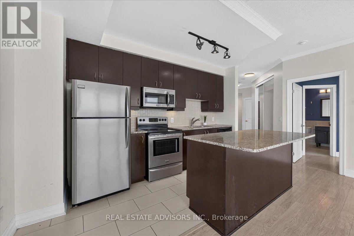 608 - 100 John Street, Brampton, Ontario  L6W 0A8 - Photo 17 - W13707780