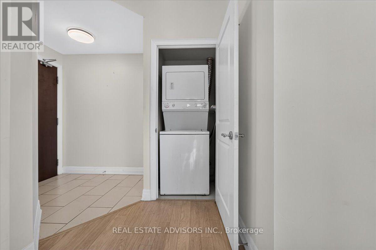 608 - 100 John Street, Brampton, Ontario  L6W 0A8 - Photo 22 - W13707780