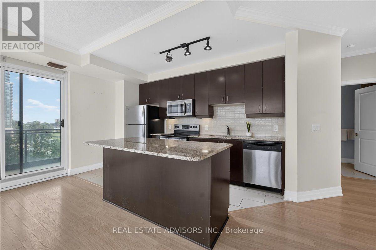 608 - 100 John Street, Brampton, Ontario  L6W 0A8 - Photo 5 - W13707780
