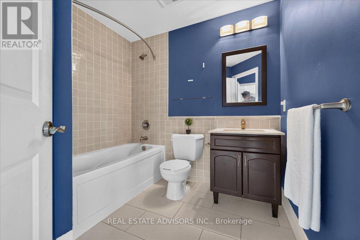 608 - 100 John Street, Brampton, Ontario  L6W 0A8 - Photo 9 - W13707780