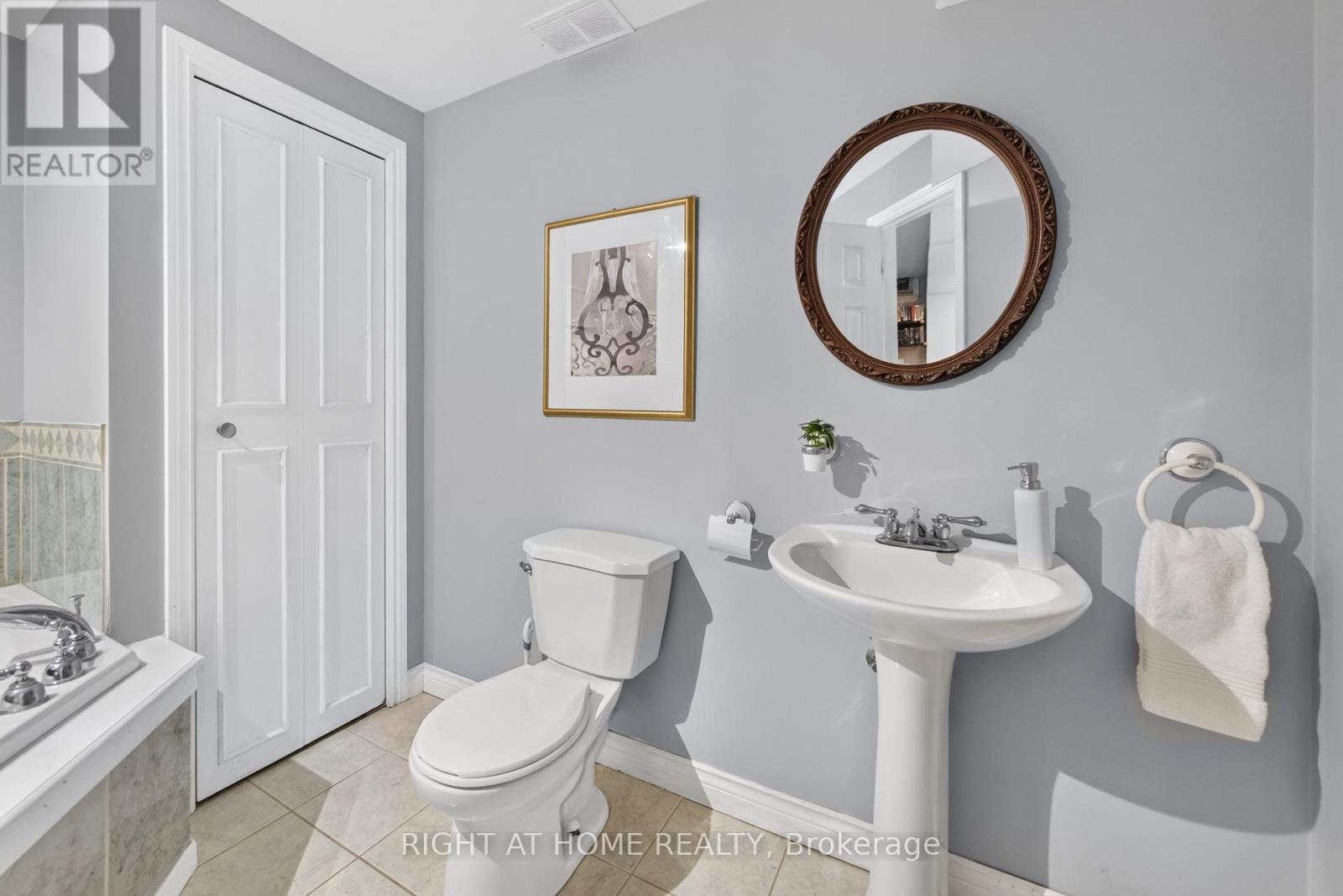 3 Beverly Lane, Halton Hills, Ontario  L7G 5L7 - Photo 35 - W13707816