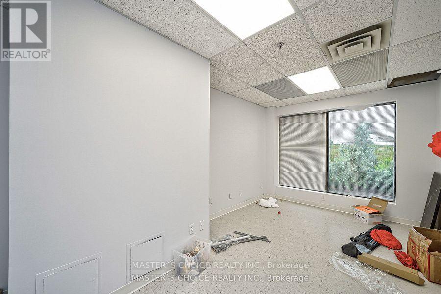202 - 620 Alden Road, Markham, Ontario L3R 9R7 - Photo 8 - N12869340