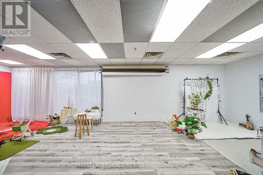 202 - 620 Alden Road, Markham, Ontario L3R 9R7 - Photo 10 - N12869340