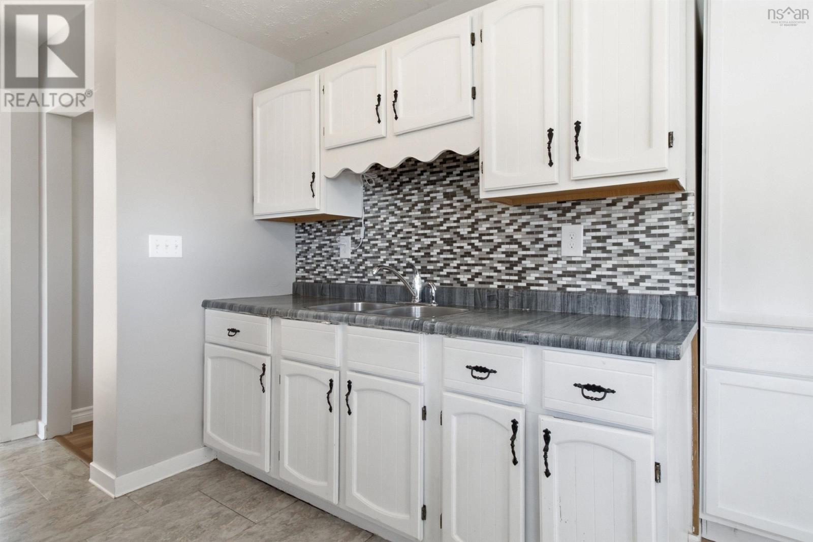 33 Inverary Drive, Dartmouth, Nova Scotia  B2X 1H3 - Photo 8 - 202621371