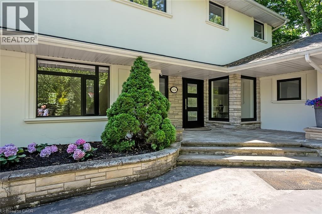 624 North Shore Boulevard E, Burlington, Ontario  L7T 1X2 - Photo 2 - 40814223