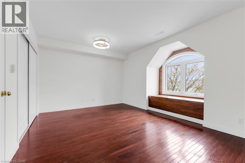 1389 Lakeshore Road, Burlington, Ontario L7S 1B1 - Photo 6 - 40825361