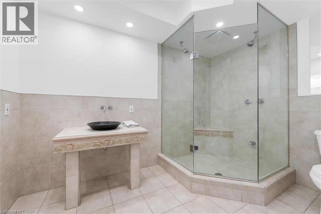1389 Lakeshore Road, Burlington, Ontario L7S 1B1 - Photo 43 - 40825361