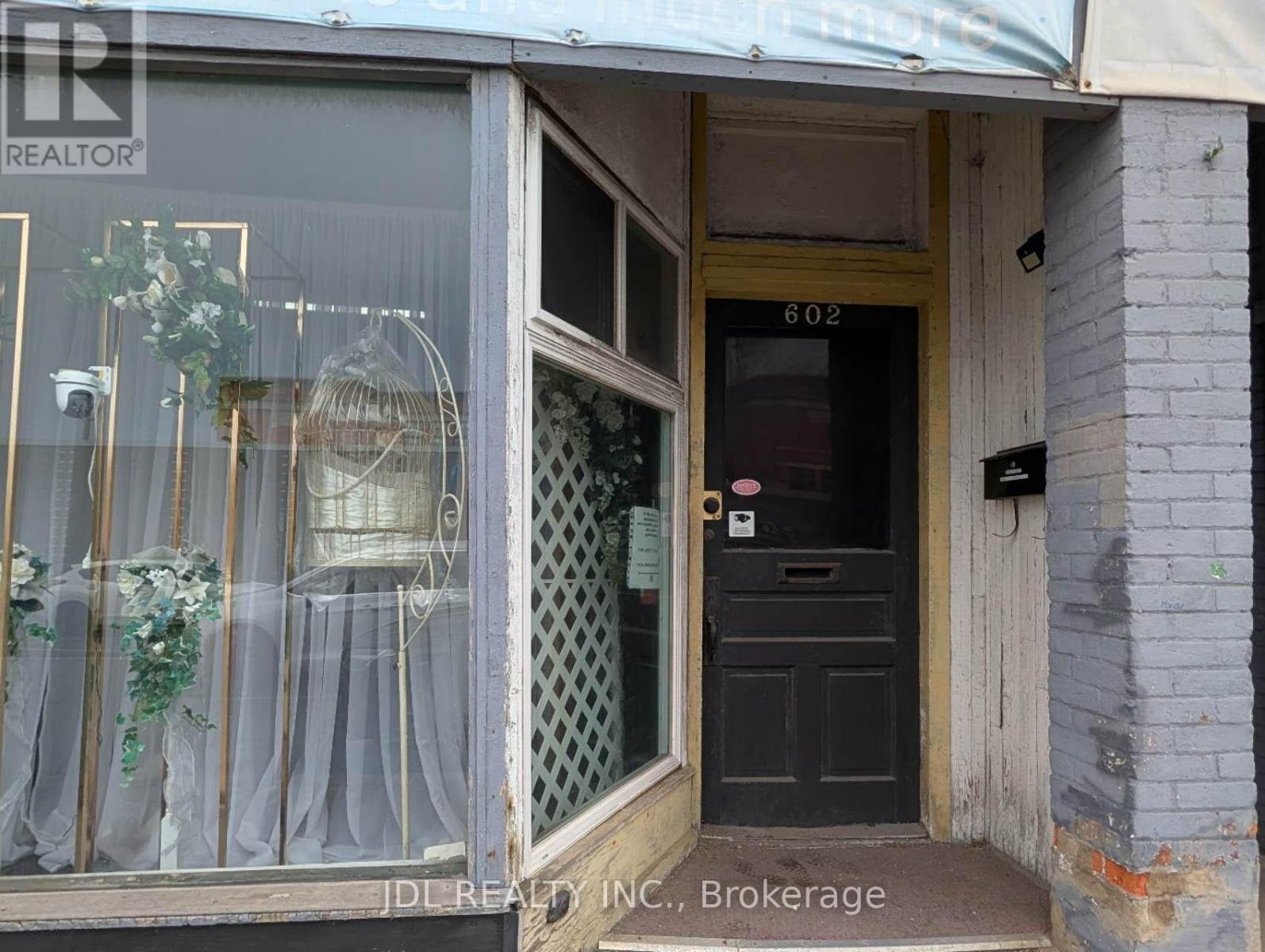 602 - 600-602 Barton Street E, Hamilton, Ontario  L8L 2Z7 - Photo 2 - X13707752