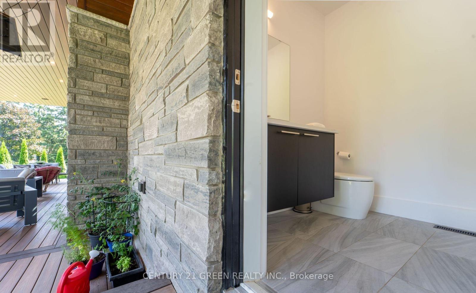 21222 Vanneck Road, Middlesex Centre, Ontario  N6H 5L2 - Photo 31 - X13707818