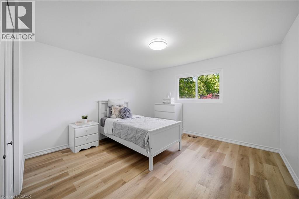 2306 Devon Road, Oakville, Ontario  L6J 5R4 - Photo 17 - 40846275