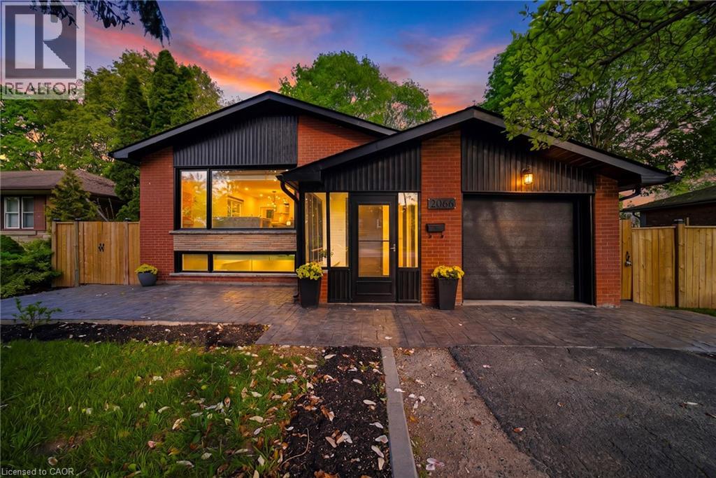 2066 REBECCA Street, Oakville, Ontario