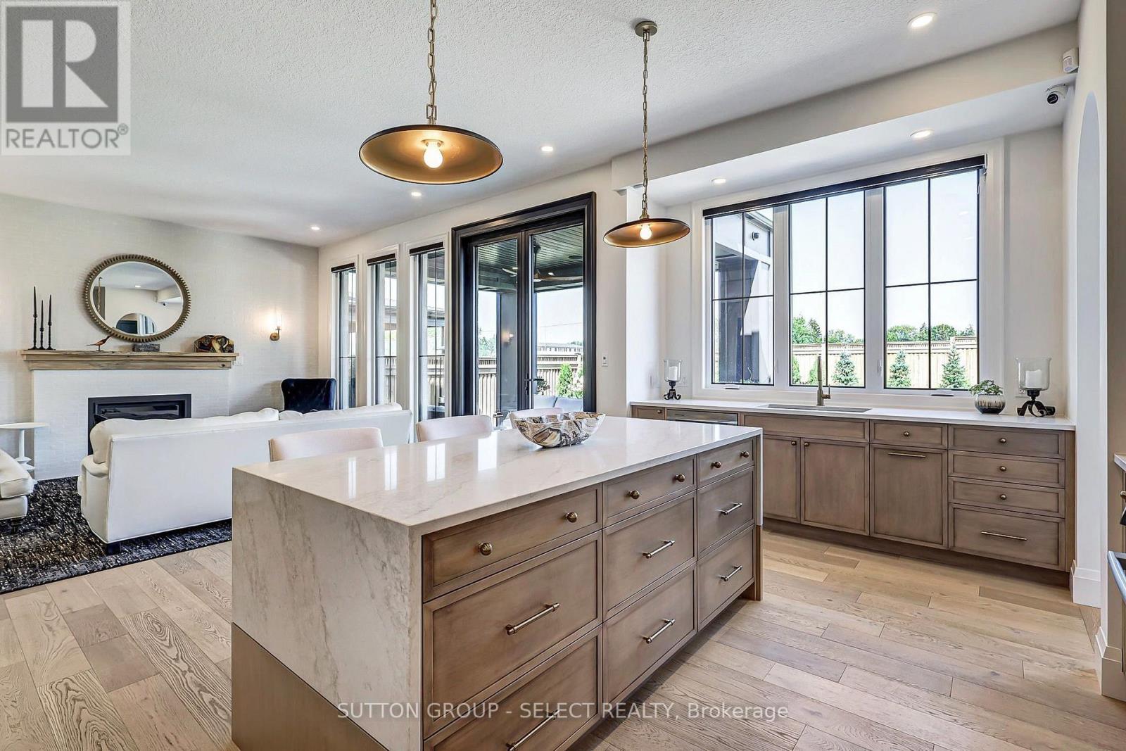 239 Foxborough Place, Thames Centre, Ontario  N0M 2P0 - Photo 19 - X13705790