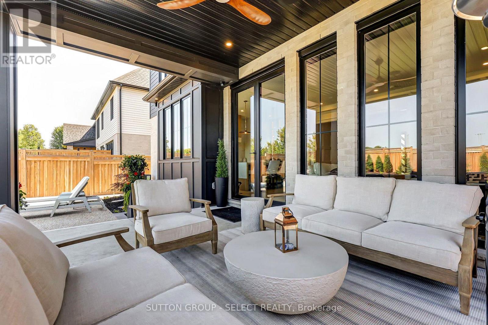 239 Foxborough Place, Thames Centre, Ontario  N0M 2P0 - Photo 46 - X13705790