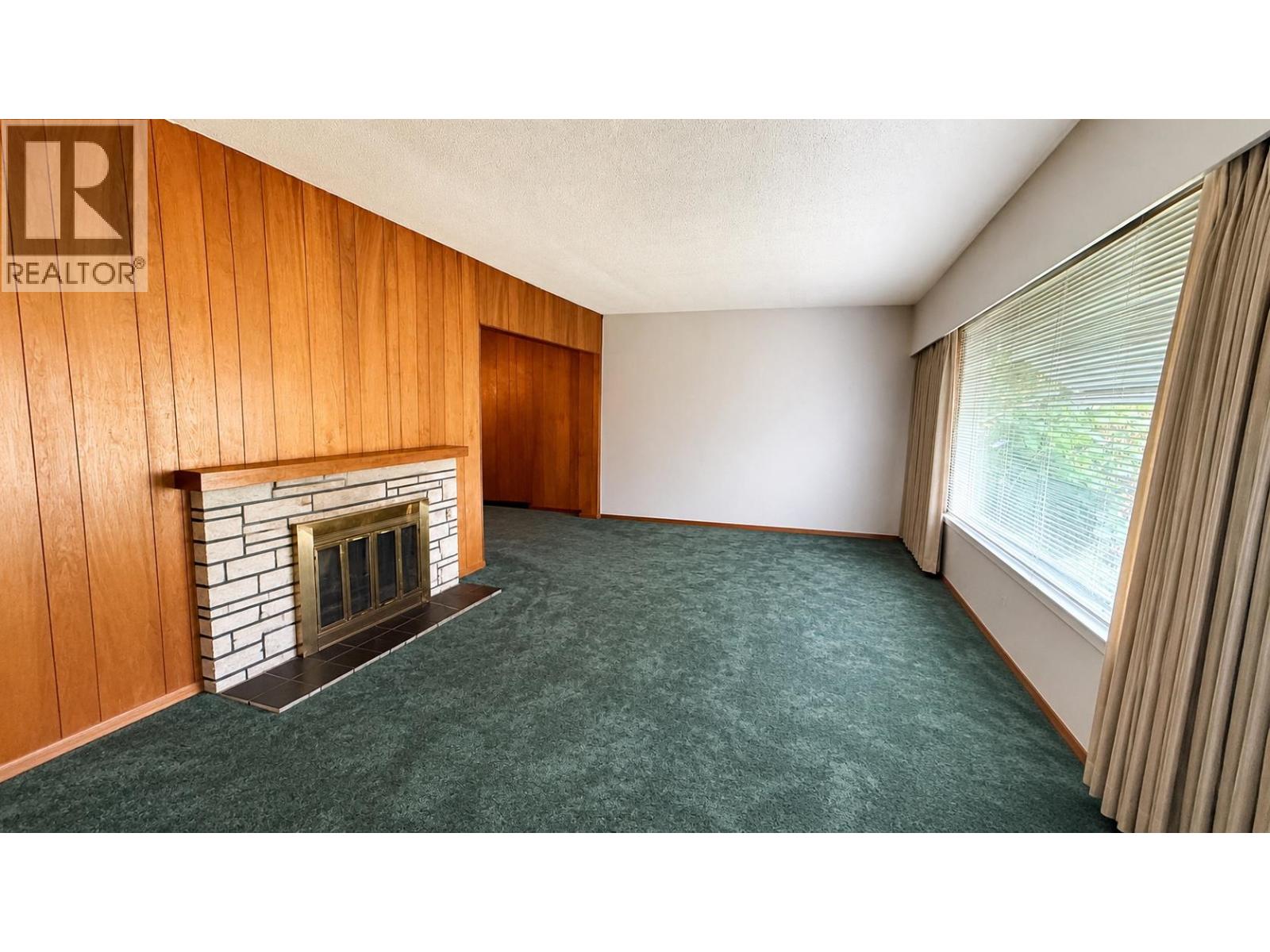 121 Sinclair Avenue, New Westminster, British Columbia  V3L 1Z8 - Photo 3 - R3158230
