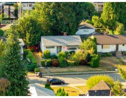 121 SINCLAIR AVENUE, New Westminster, British Columbia