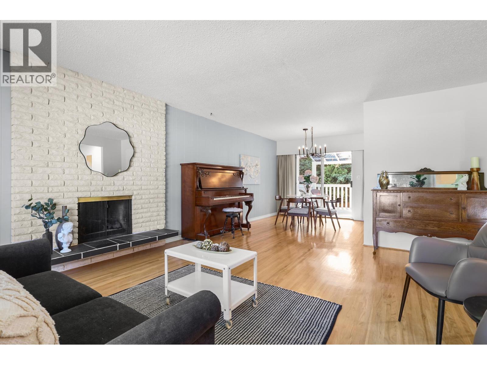 11663 Morris Street, Maple Ridge, British Columbia  V2X 5C5 - Photo 6 - R3156517