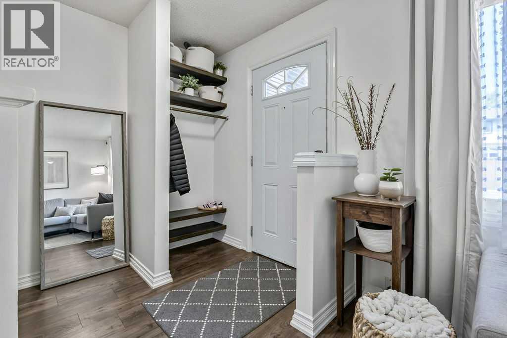 161 Woodborough Terrace SW, Calgary, Alberta  T2W 5B4 - Photo 3 - A2338617