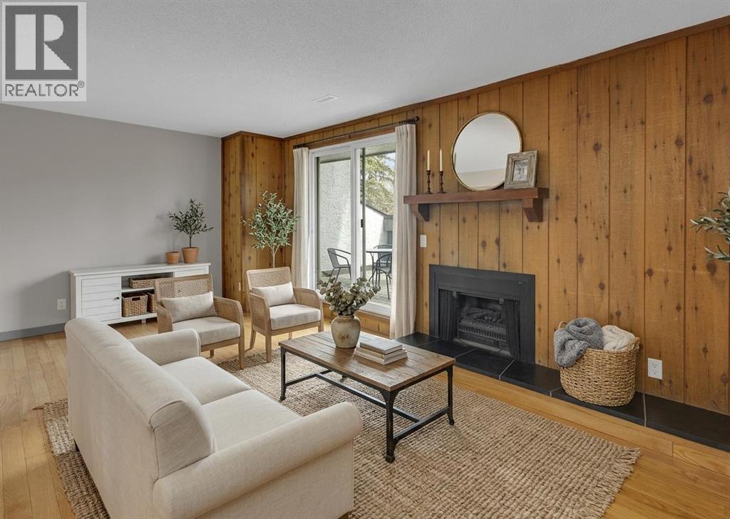 1808, 2520 Palliser Drive Sw, Calgary, Alberta  T2V 4S9 - Photo 2 - A2336189