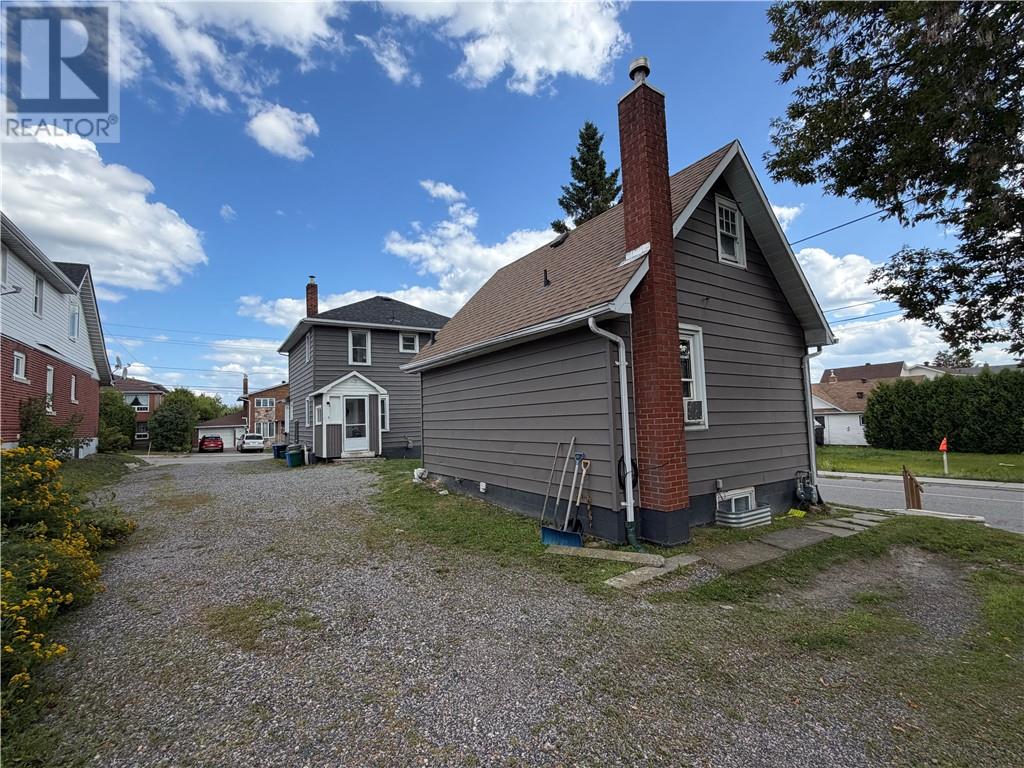 231 Whittaker & 408 Isabel, Sudbury, Ontario  P3C 1J7 - Photo 9 - 2129914