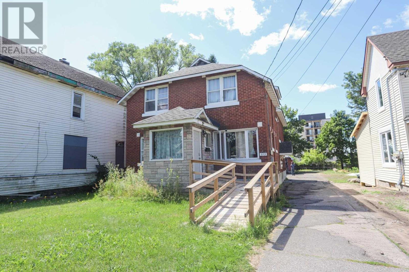 239 Wellington St, Sault Ste. Marie, Ontario P6A 2L7 - Photo 2 - SM262290