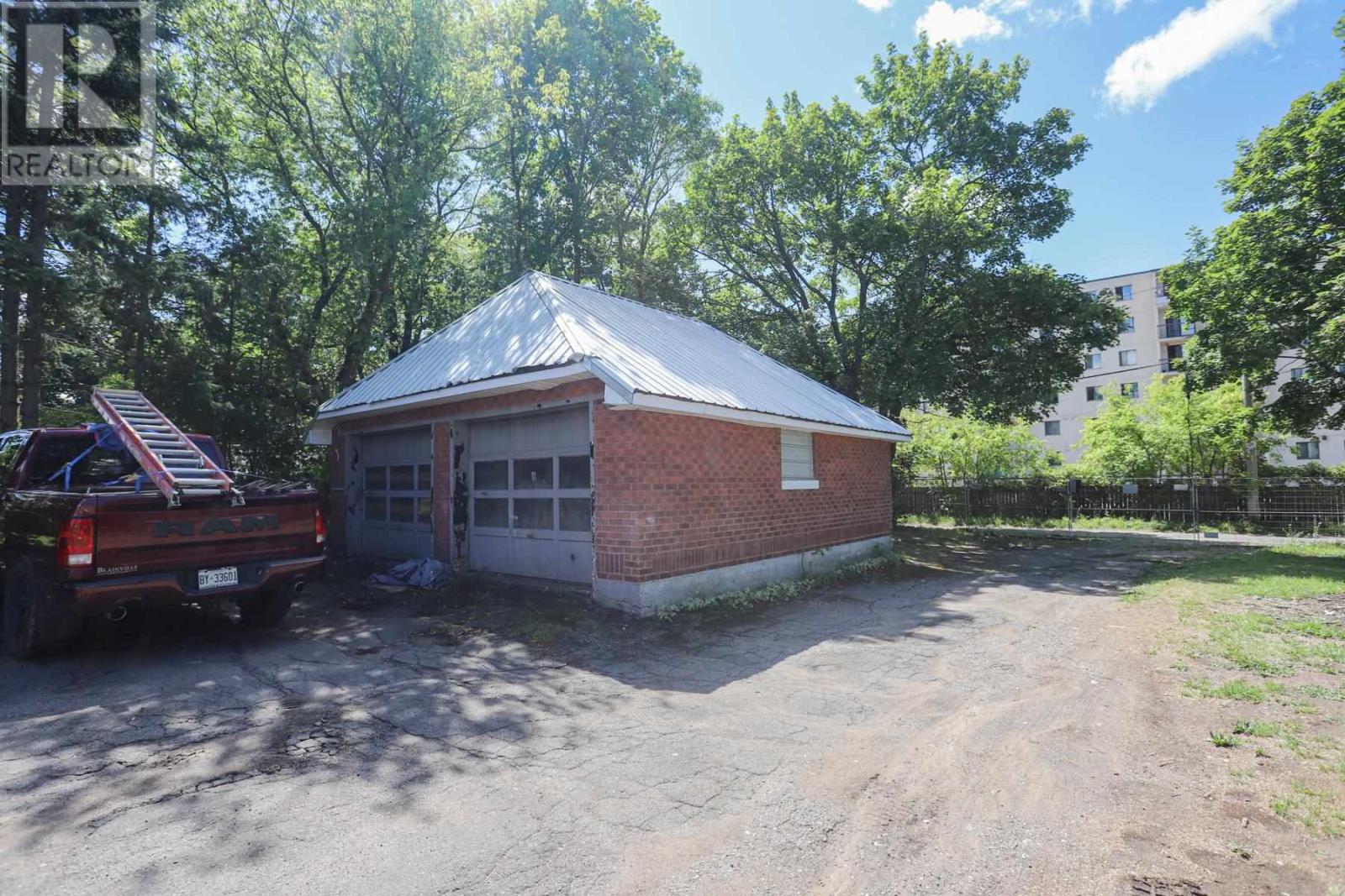 239 Wellington St, Sault Ste. Marie, Ontario P6A 2L7 - Photo 27 - SM262290