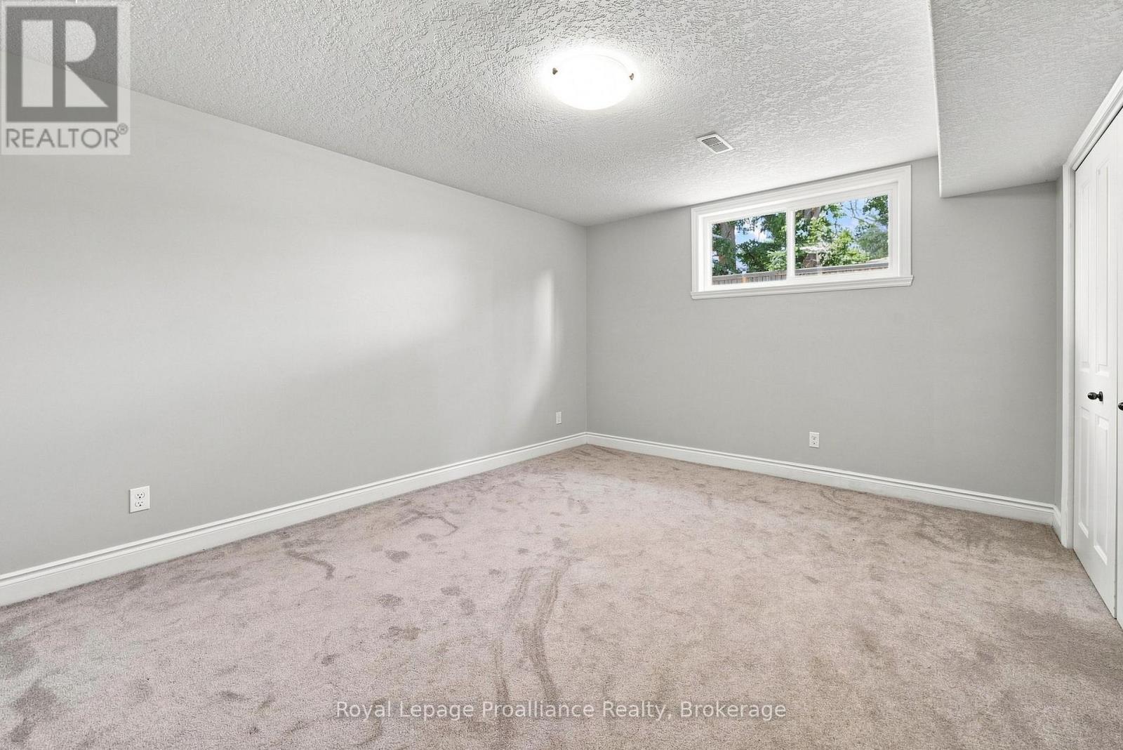 63 Freedom Crescent, Quinte West, Ontario  K8V 0C2 - Photo 37 - X13707870