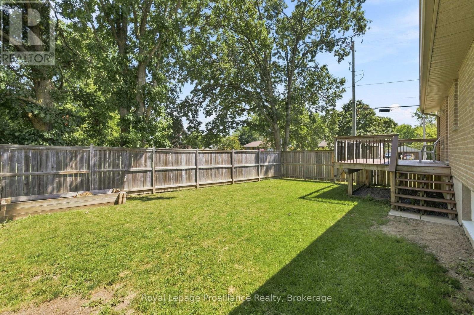 63 Freedom Crescent, Quinte West, Ontario  K8V 0C2 - Photo 46 - X13707870