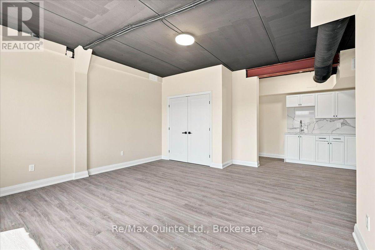 B - 445 Centre Street N, Greater Napanee, Ontario  K7R 3S4 - Photo 6 - X13708028