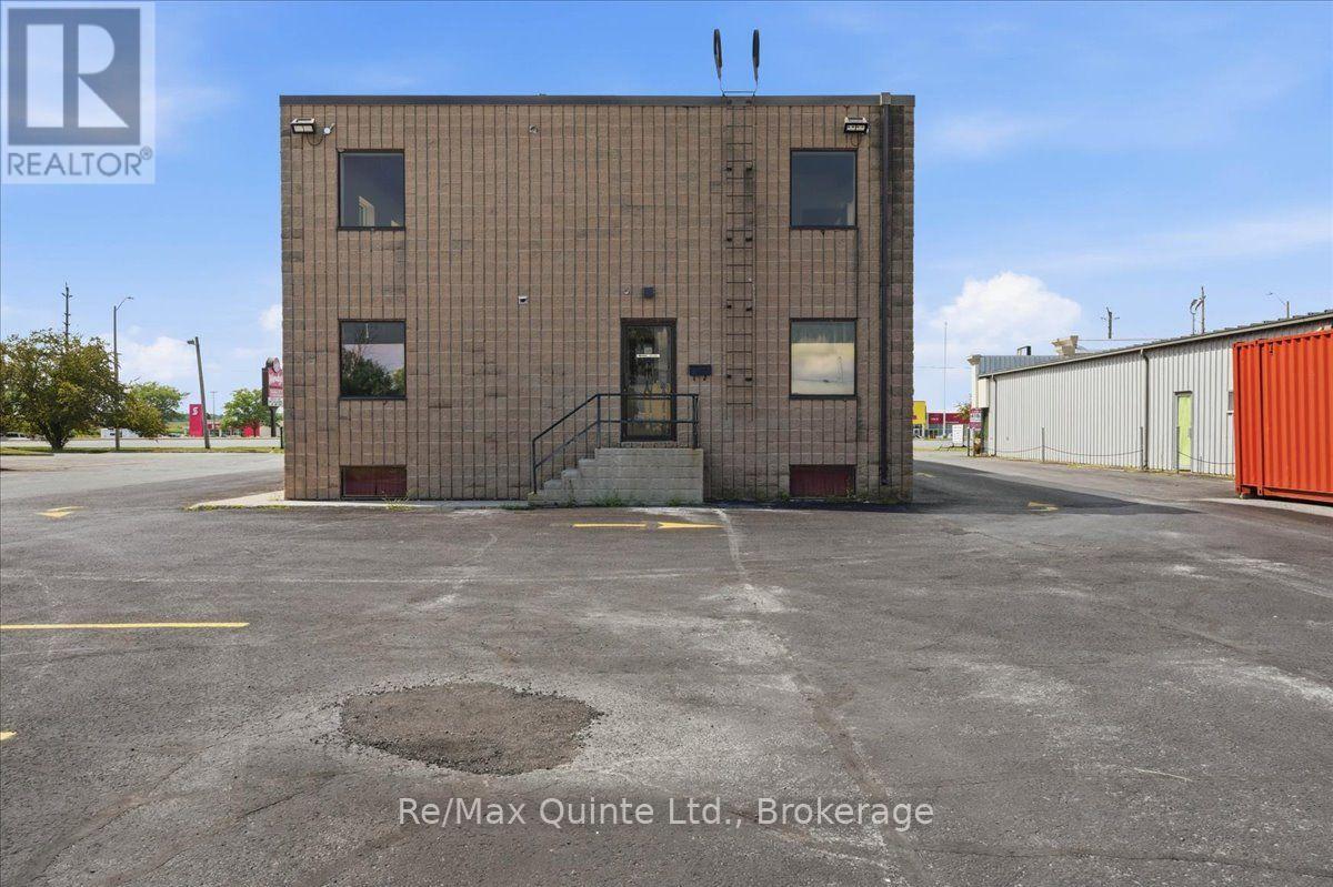 B - 445 Centre Street N, Greater Napanee, Ontario  K7R 3S4 - Photo 9 - X13708028