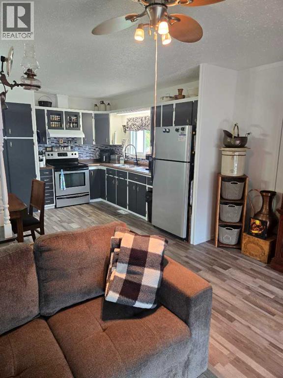 142 Rivervalley Estates, Whitecourt, Alberta  T7S 1K1 - Photo 24 - A2339630