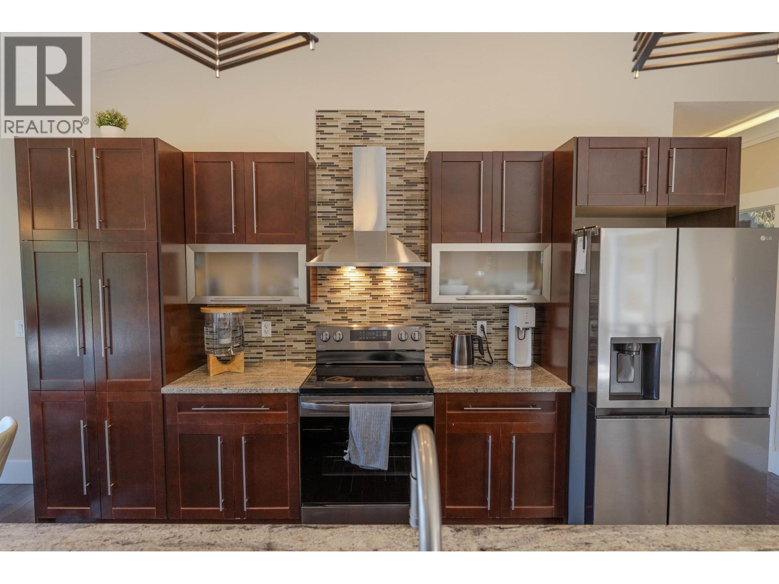 13609 Bluejay Street, Fort St. John, British Columbia  V0C 1H0 - Photo 6 - R3158132