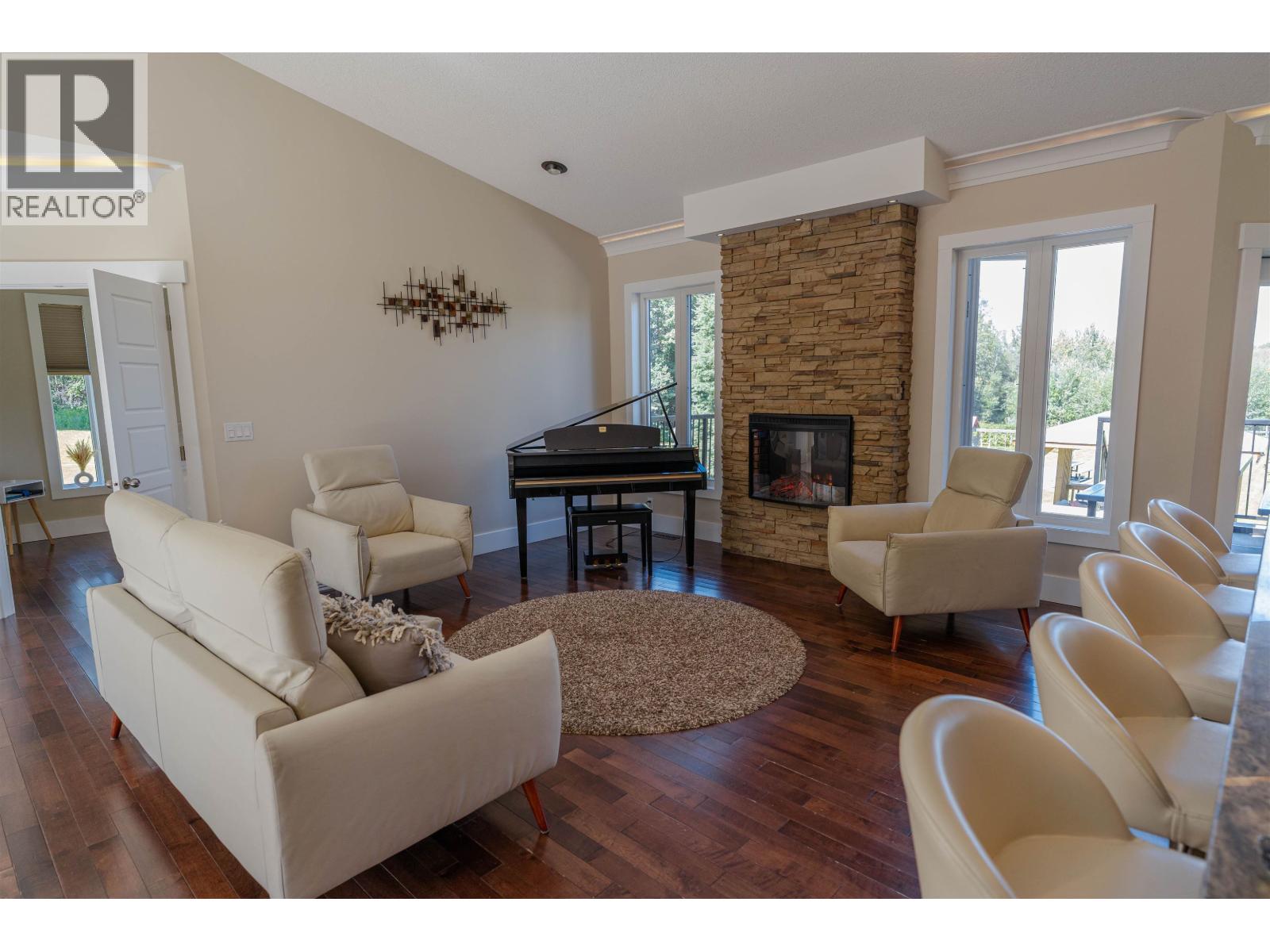 13609 Bluejay Street, Fort St. John, British Columbia  V0C 1H0 - Photo 4 - R3158132