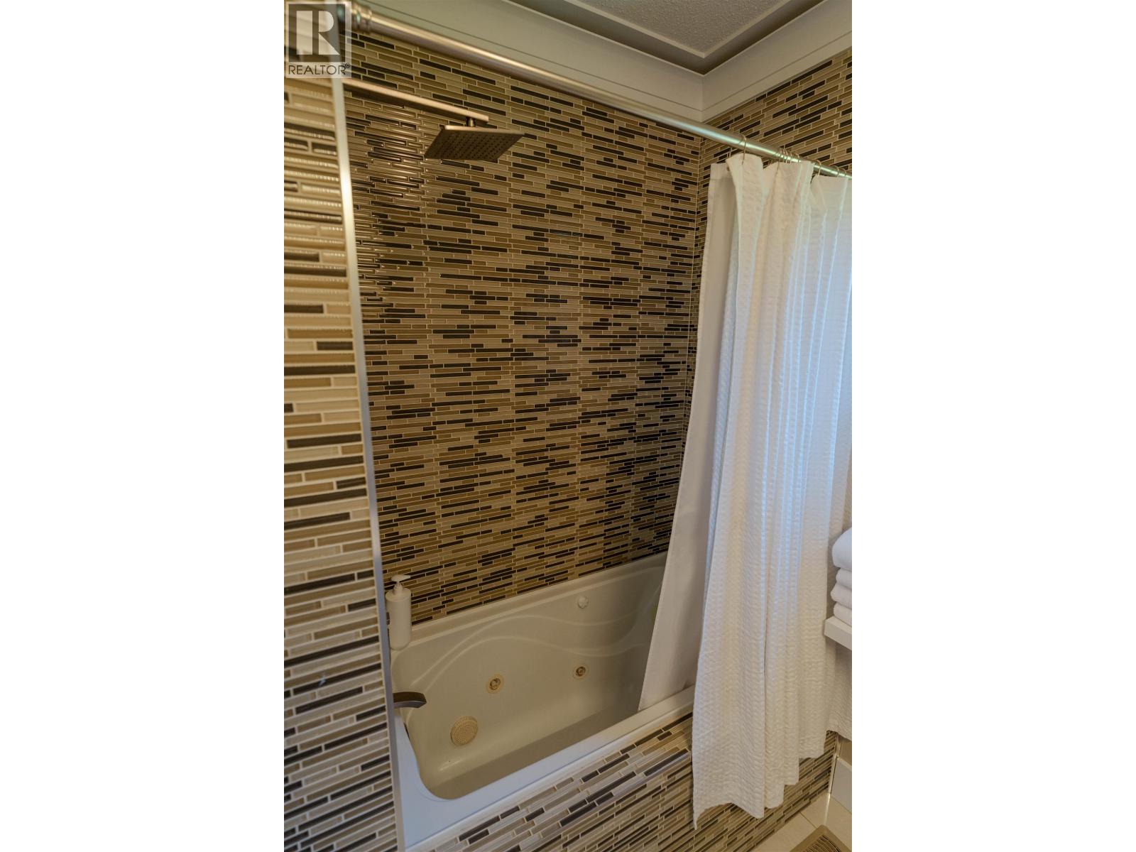 13609 Bluejay Street, Fort St. John, British Columbia  V0C 1H0 - Photo 16 - R3158132