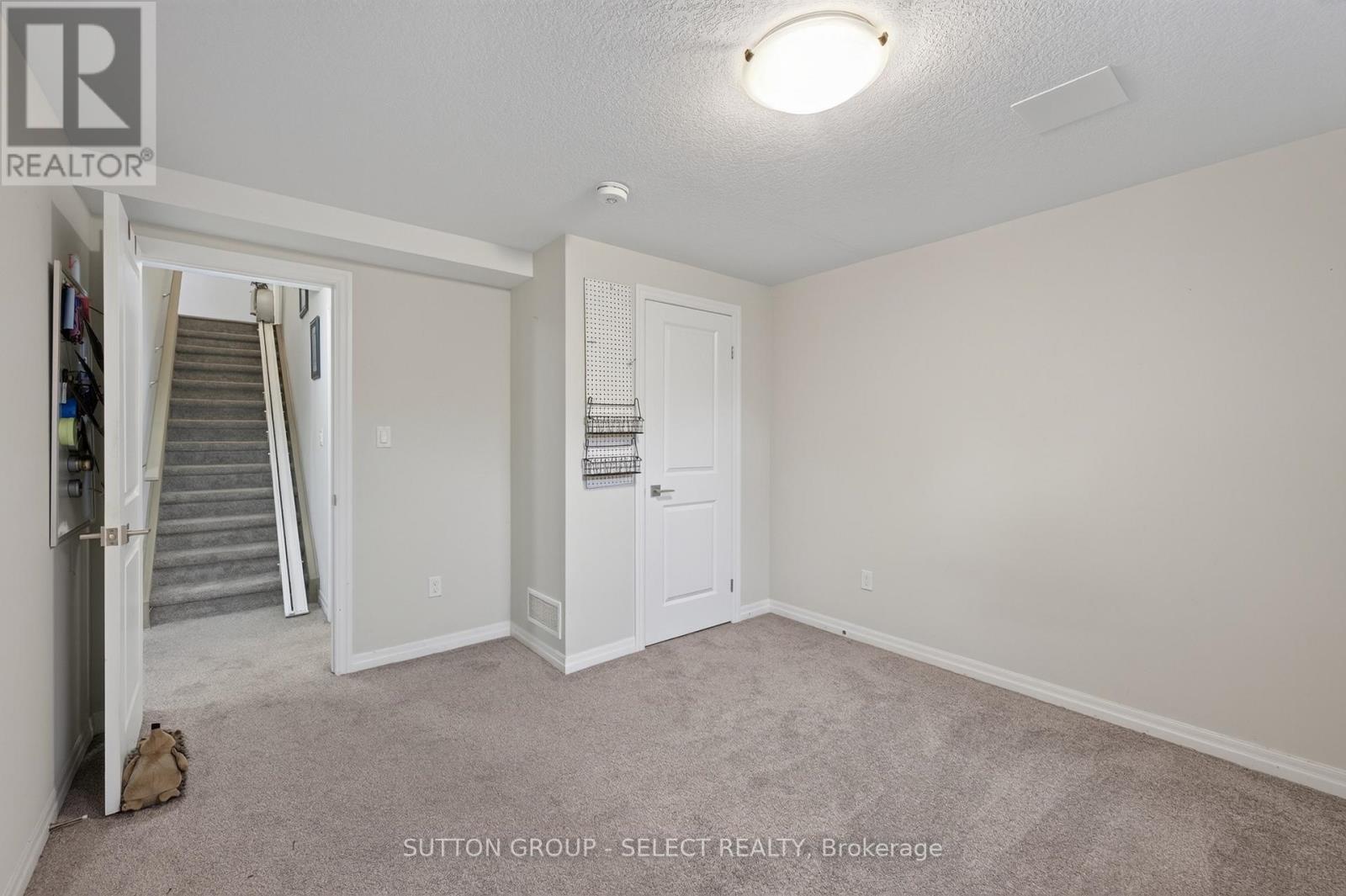 17 Cortland Terrace, St. Thomas, Ontario  N5R 0J6 - Photo 19 - X13707864