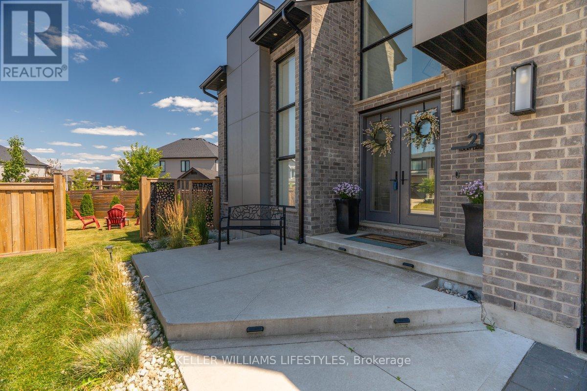 21 Locky Lane, Middlesex Centre, Ontario  N0L 1R0 - Photo 4 - X13707868