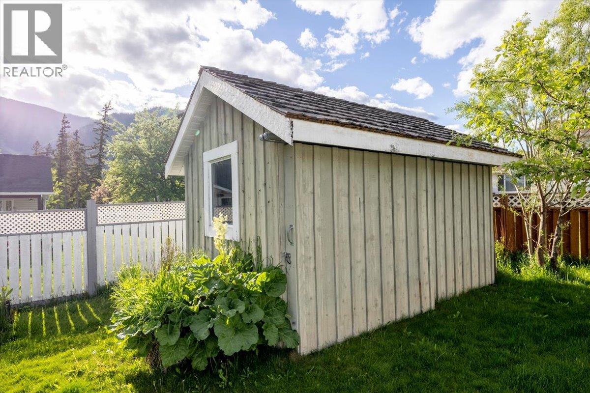 1258 Valley View Drive, Sparwood, British Columbia  V0B 2G2 - Photo 46 - 10390631