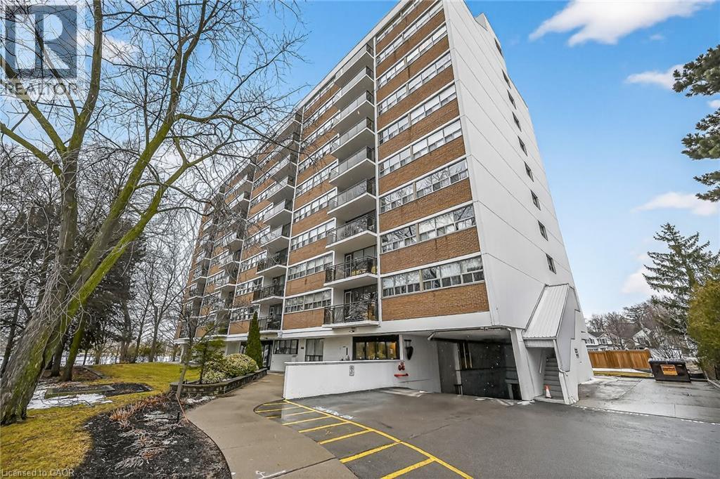 212 KERR Street Unit# 702, Oakville, Ontario