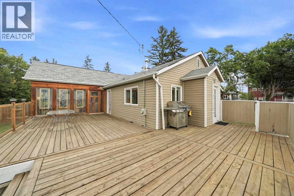 3742 44 Avenue, Red Deer, Alberta  T4N 3H5 - Photo 5 - A2337753