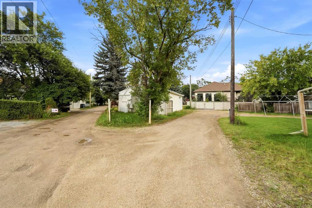 3742 44 Avenue, Red Deer, Alberta  T4N 3H5 - Photo 13 - A2337753