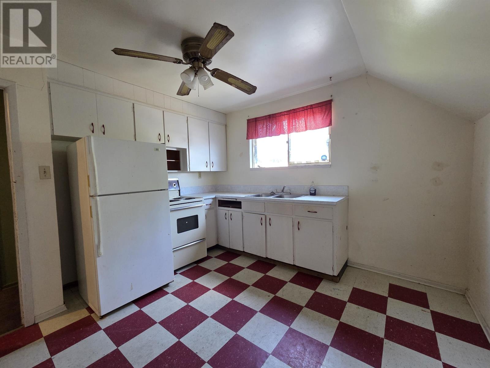 115 Cameron St, Thunder Bay, Ontario  P7C 2G7 - Photo 16 - TB2602490