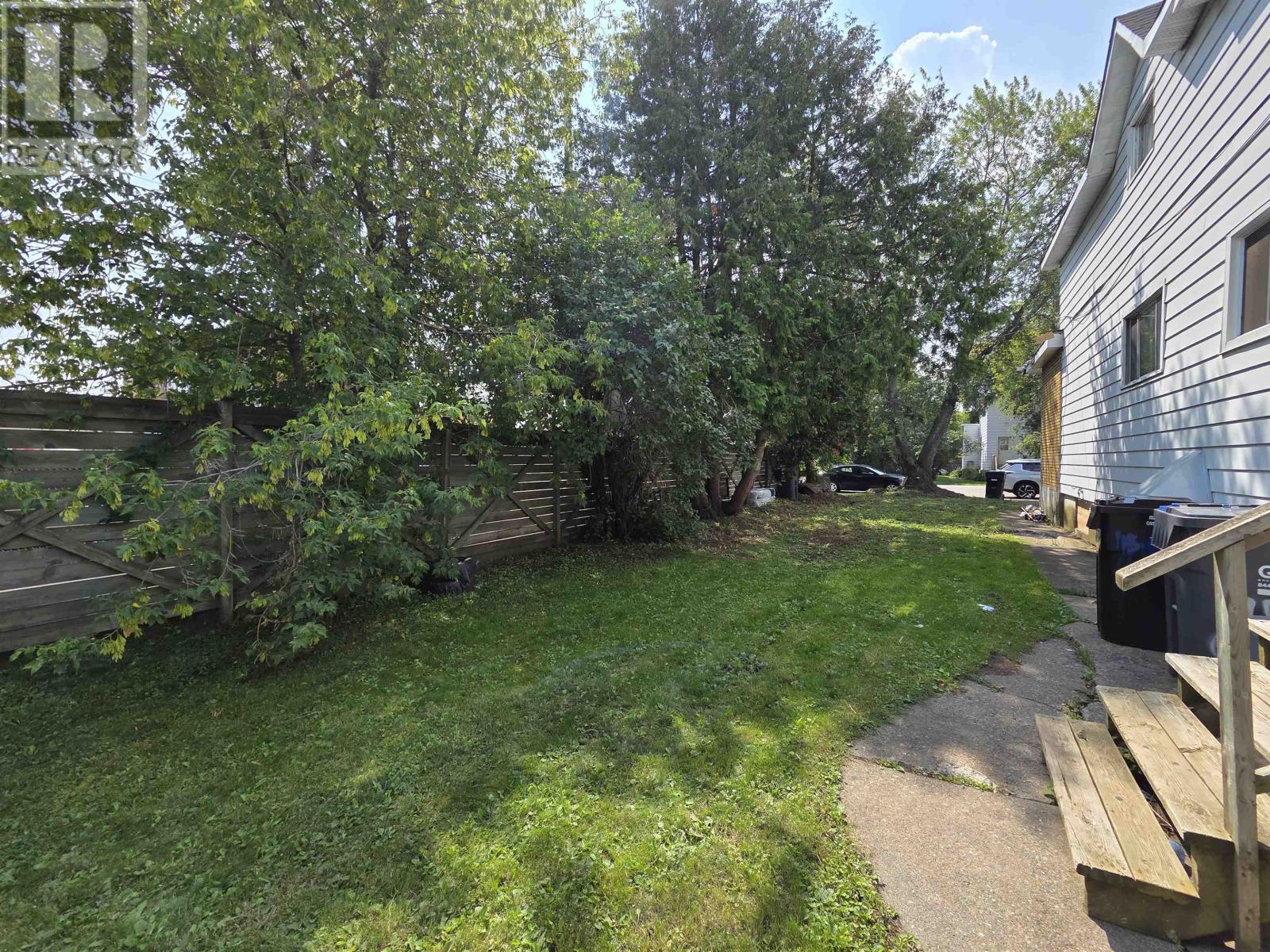 115 Cameron St, Thunder Bay, Ontario  P7C 2G7 - Photo 2 - TB2602490