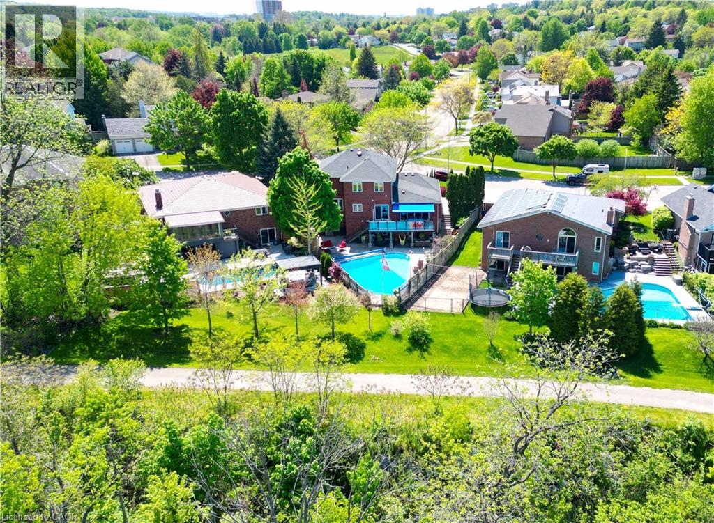 97 Manitoulin Crescent, Kitchener, Ontario  N2A 3H5 - Photo 45 - 40833340