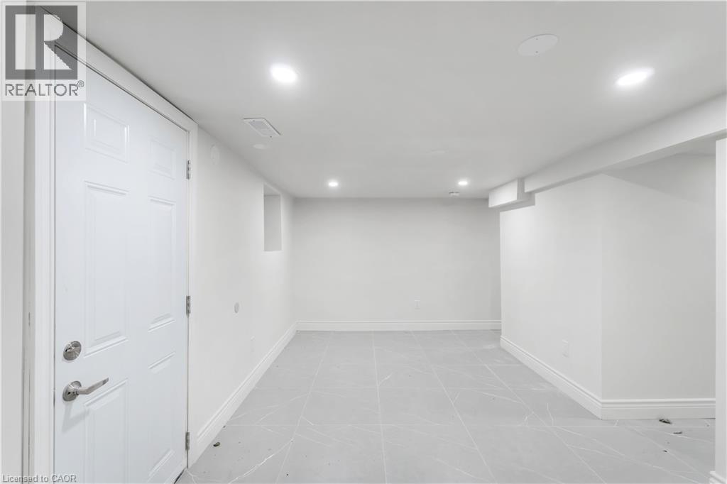 18 Mountain Street Unit# 3, Grimsby, Ontario  L3M 3J8 - Photo 5 - 40857512