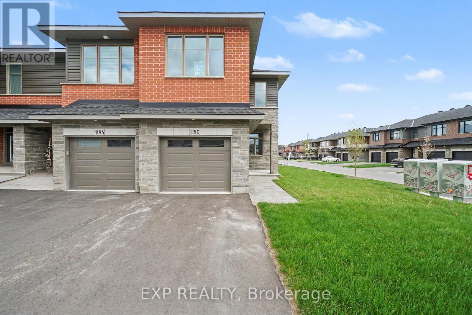 1186 Cope Drive, Ottawa, Ontario K2S 3C4 - Photo 1 - X13707954