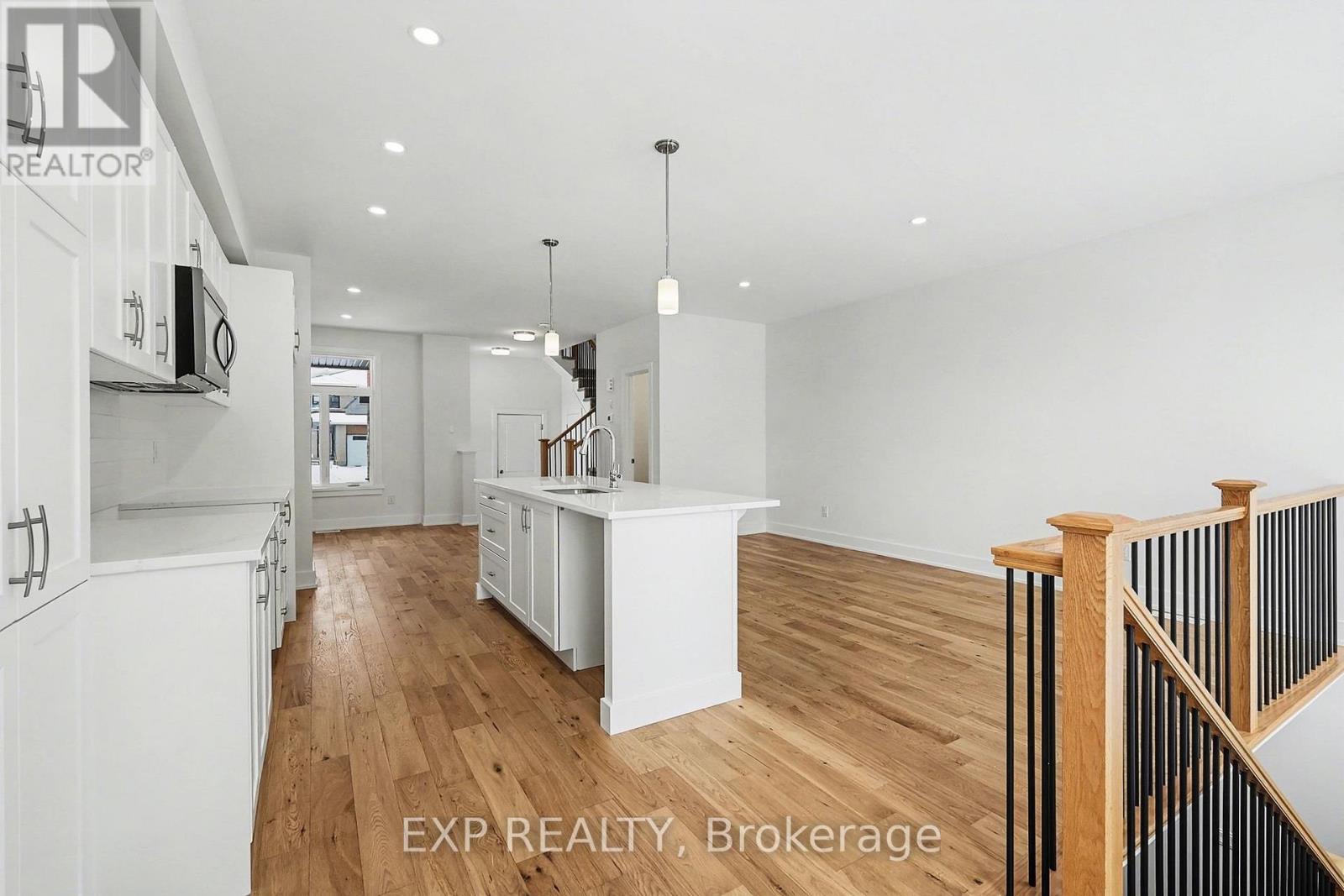 1186 Cope Drive, Ottawa, Ontario K2S 3C4 - Photo 8 - X13707954