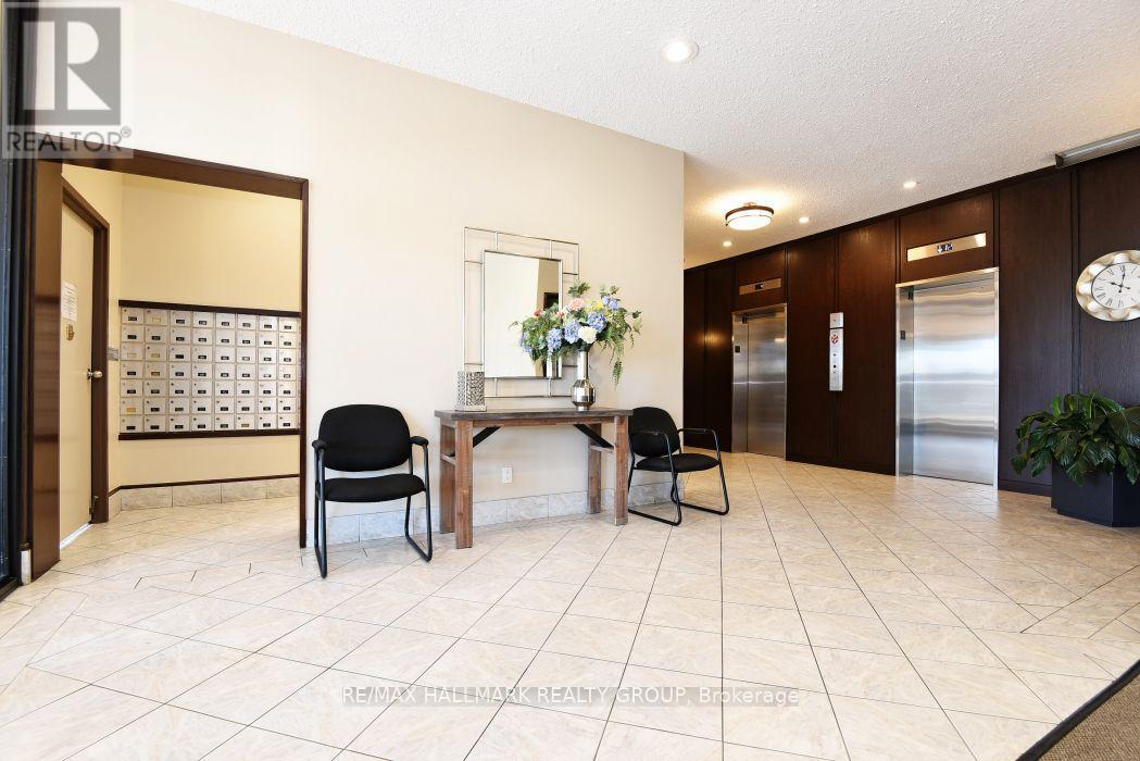 801 - 2951 Riverside Drive, Ottawa, Ontario K1V 8W6 - Photo 3 - X13707996