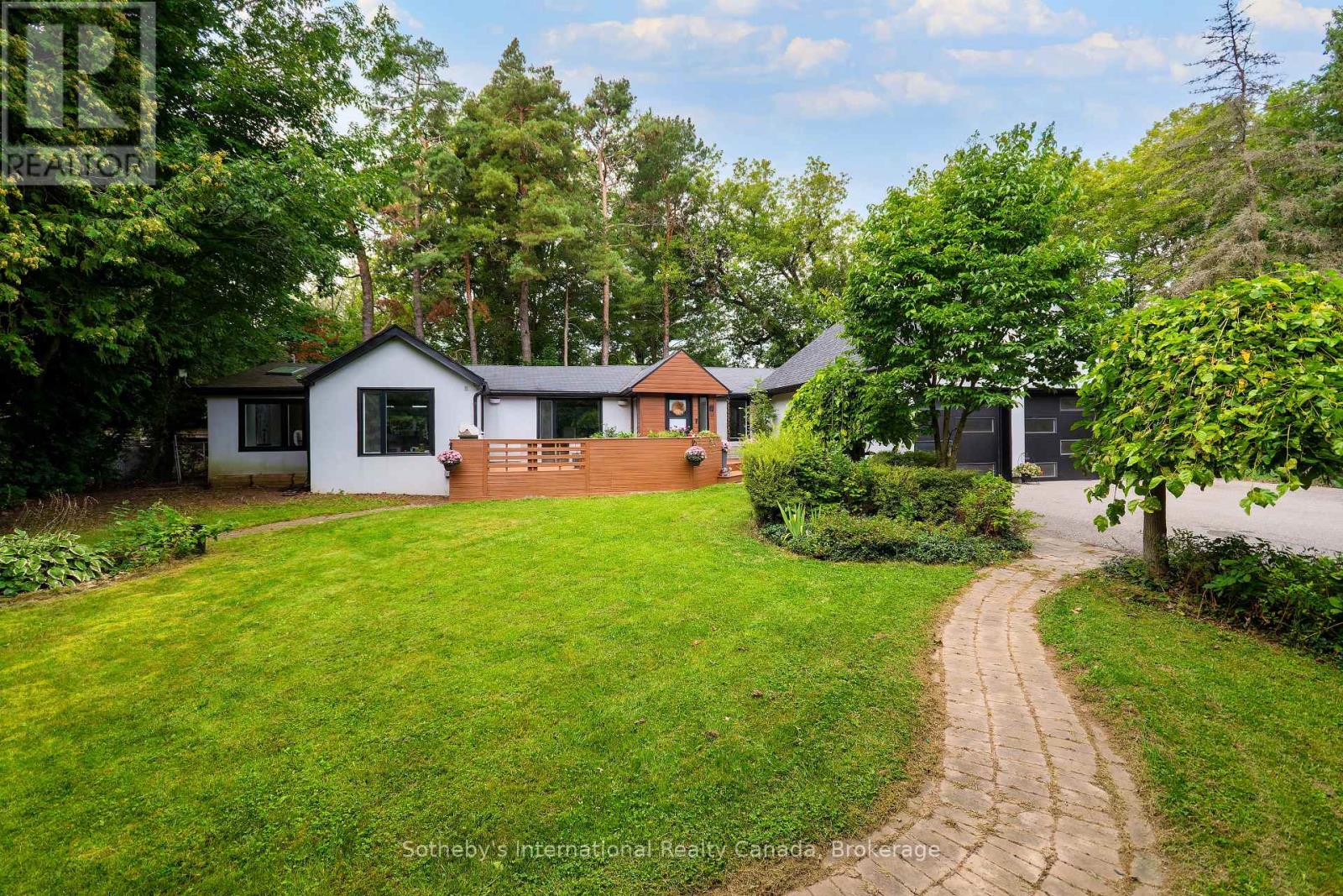 38 HILLTOP BOULEVARD, Whitchurch-Stouffville, Ontario