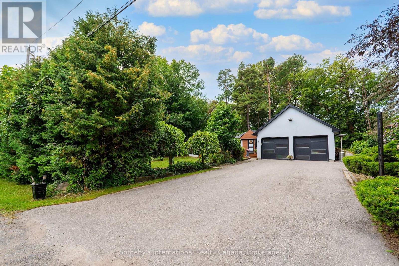 38 Hilltop Boulevard, Whitchurch-Stouffville, Ontario  L0H 1G0 - Photo 9 - N13708016