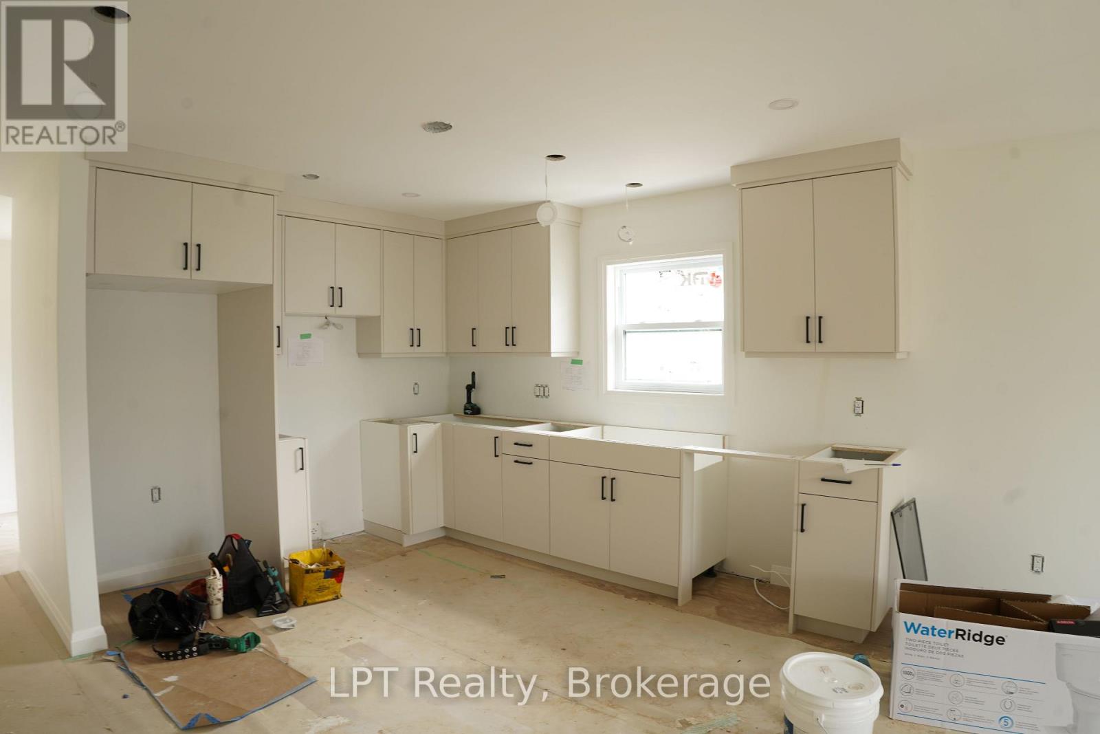 665 Watson Street, South Bruce Peninsula, Ontario  N0H 2T0 - Photo 10 - X13641590