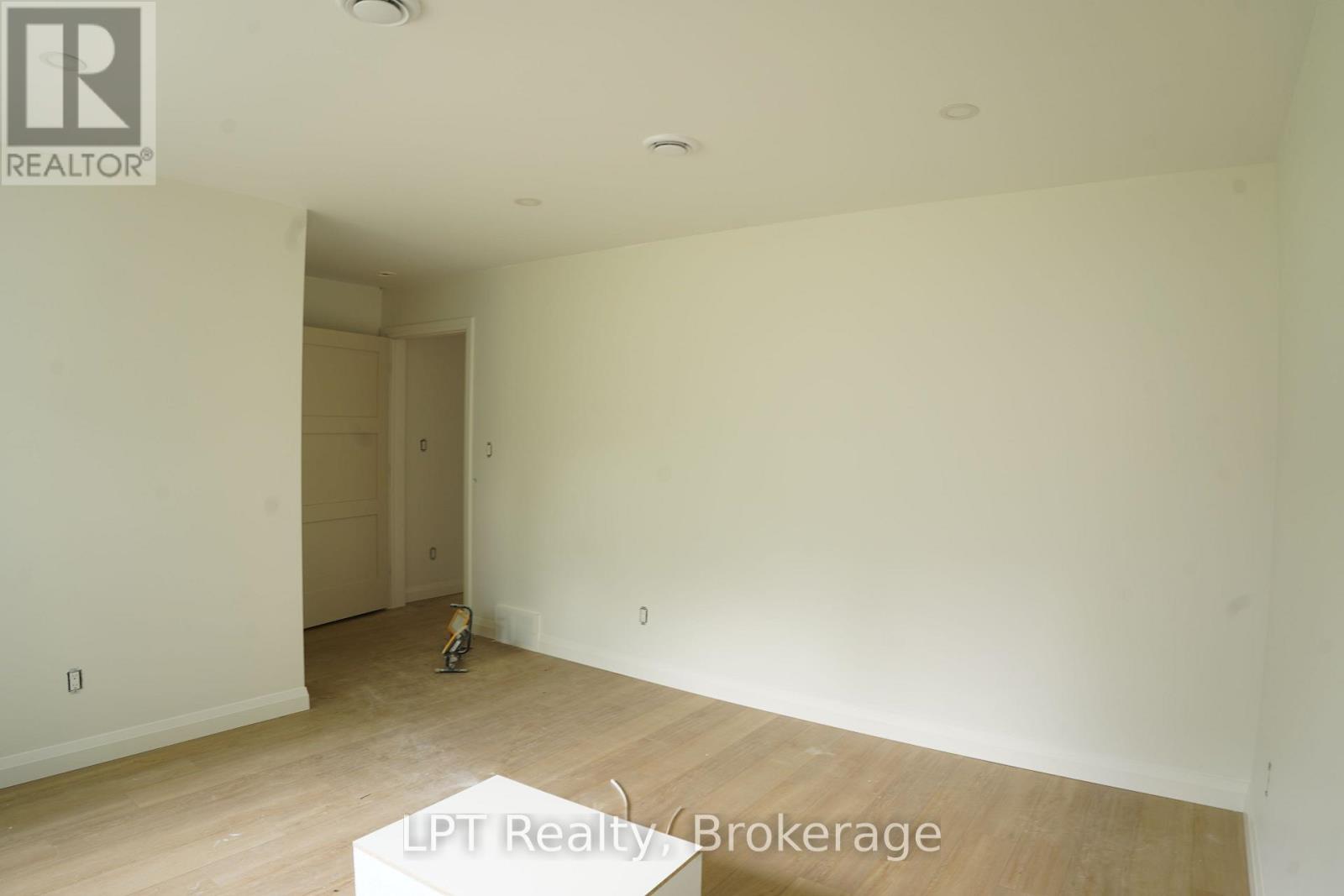 665 Watson Street, South Bruce Peninsula, Ontario  N0H 2T0 - Photo 28 - X13641590